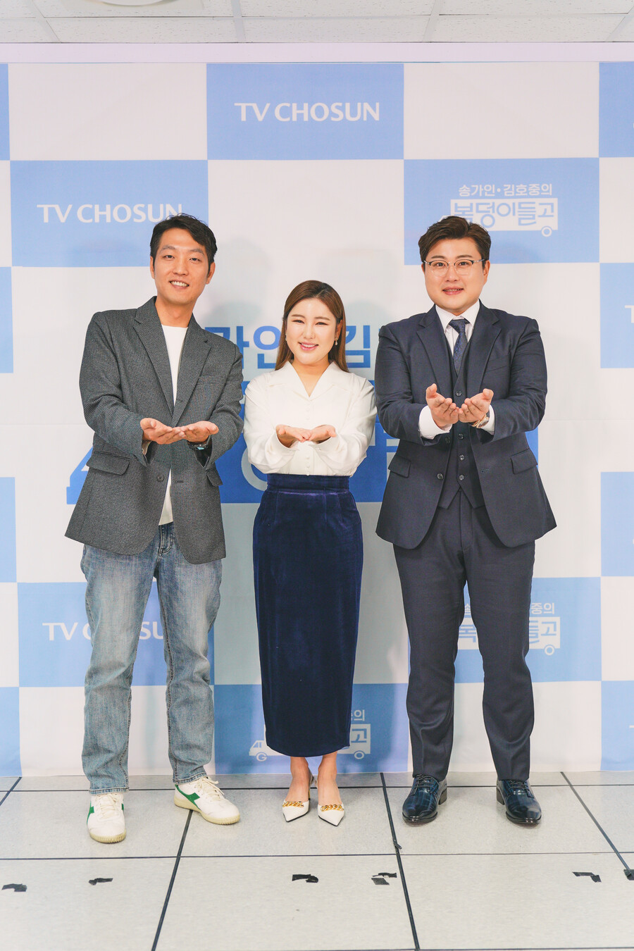 ▲ (왼쪽부터) 이승훈 CP, 송가인, 김호중. 제공|TV조선