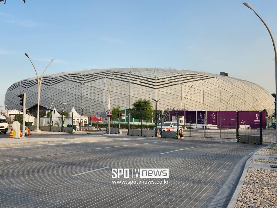 ▲ 축구대표팀이 경기를 치를 에듀케이션 시티 스타디움, 친환경 소재로 건축 됐다고 홍보됐다.