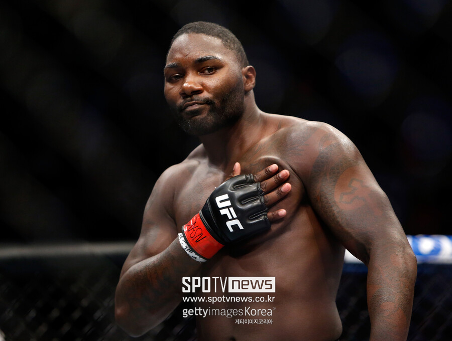 UFC 파이터 앤소니 존슨, 투병 끝에 향년 38세로 사망