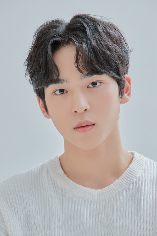 문성현, '재벌집 막내아들' 캐스팅…'슈룹' 이어 거침없는 활약