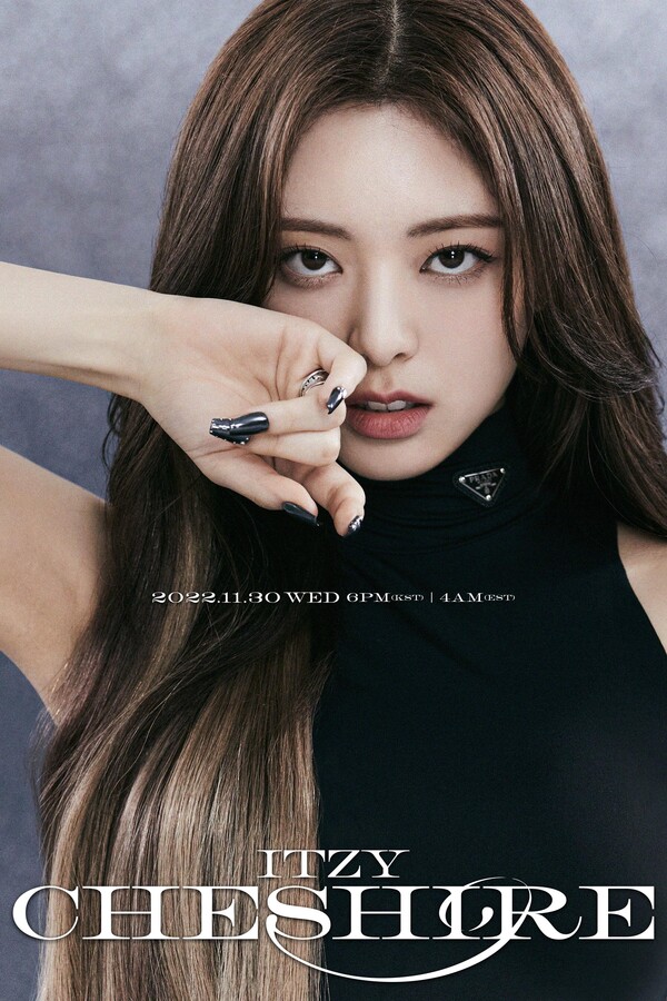 "고혹적 여신 아우라" 있지 유나, 새 앨범 '체셔' 개인 티저 공개