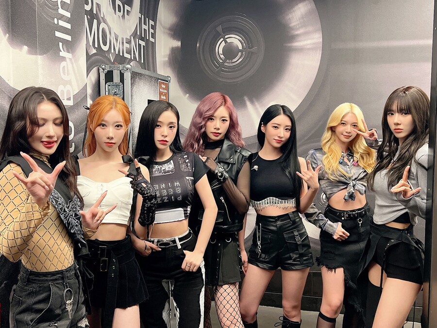 드림캐쳐, 독일서 유럽투어 포문 "선물같은 시간, 늘 최선 다할 것"