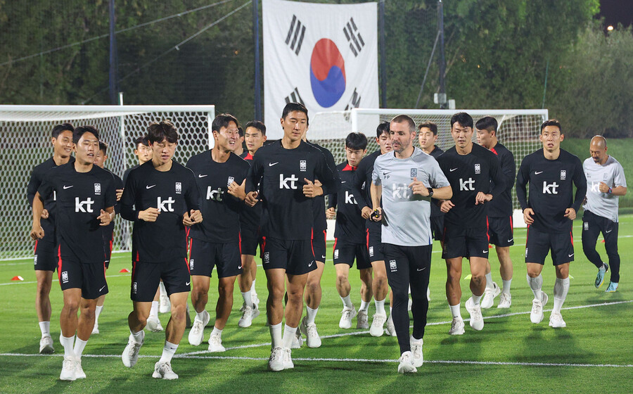 ▲ 축구대표팀이 카타르 도하 입성 후 이틀째 훈련을 가졌다. ⓒ연합뉴스