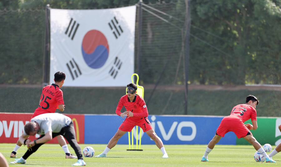 ▲ 카타르에서 훈련하고 있는 한국 대표팀 ⓒ연합뉴스