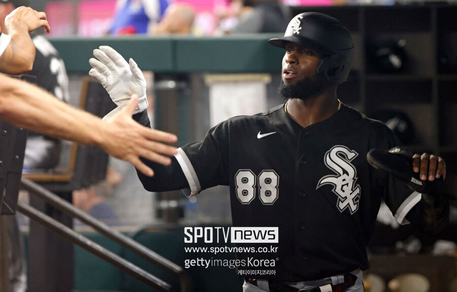 쿠바 노선 바꿨다, WBC 예비명단에 메이저리그 주전 합류