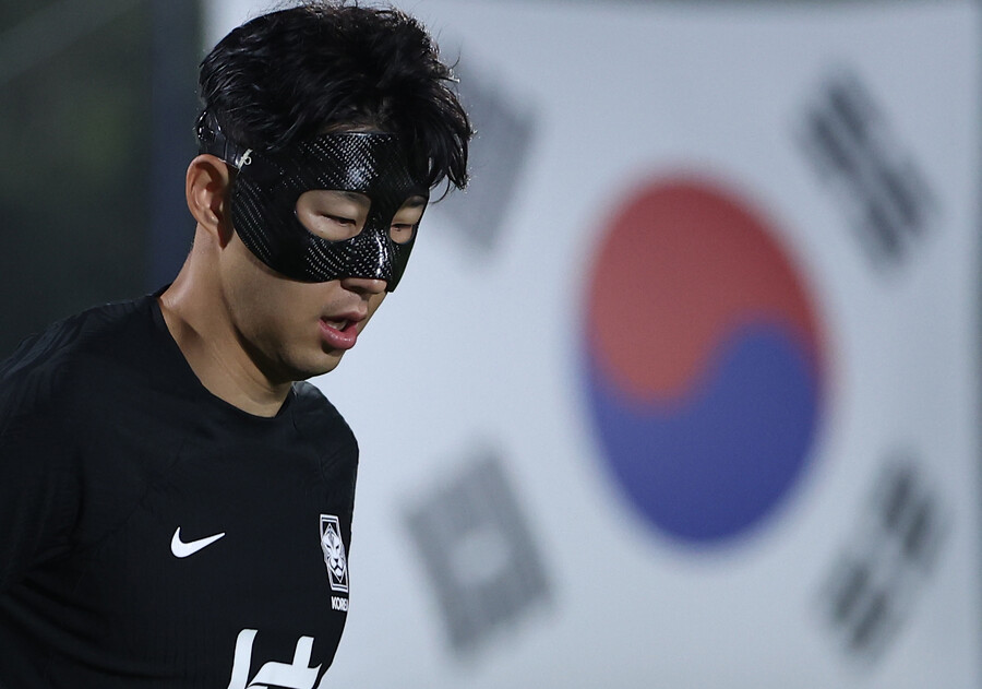 ▲ 축구대표팀이 훈련을 하루 쉬어간다. 손흥민(사진 아래)을 비롯해 선수들은 경기에 대한 부담을 하루 잊고 온전히 쉰다. ⓒ연합뉴스