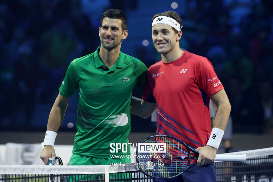 ▲ 2022 니토 ATP 파이널스 결승전에서 맞붙은 노박 조코비치(왼쪽)와 카스페르 루드