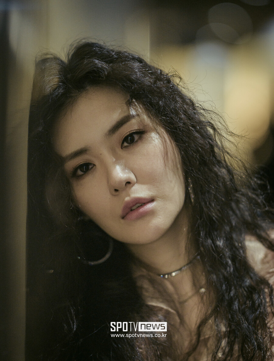 ▲ '악에 바쳐' 스틸. 제공| (주)나인테일즈코리아