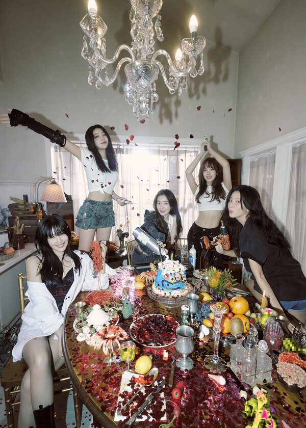 ▲ 레드벨벳 새 앨범 '버스데이' 티저. 제공|JYP엔터테인먼트