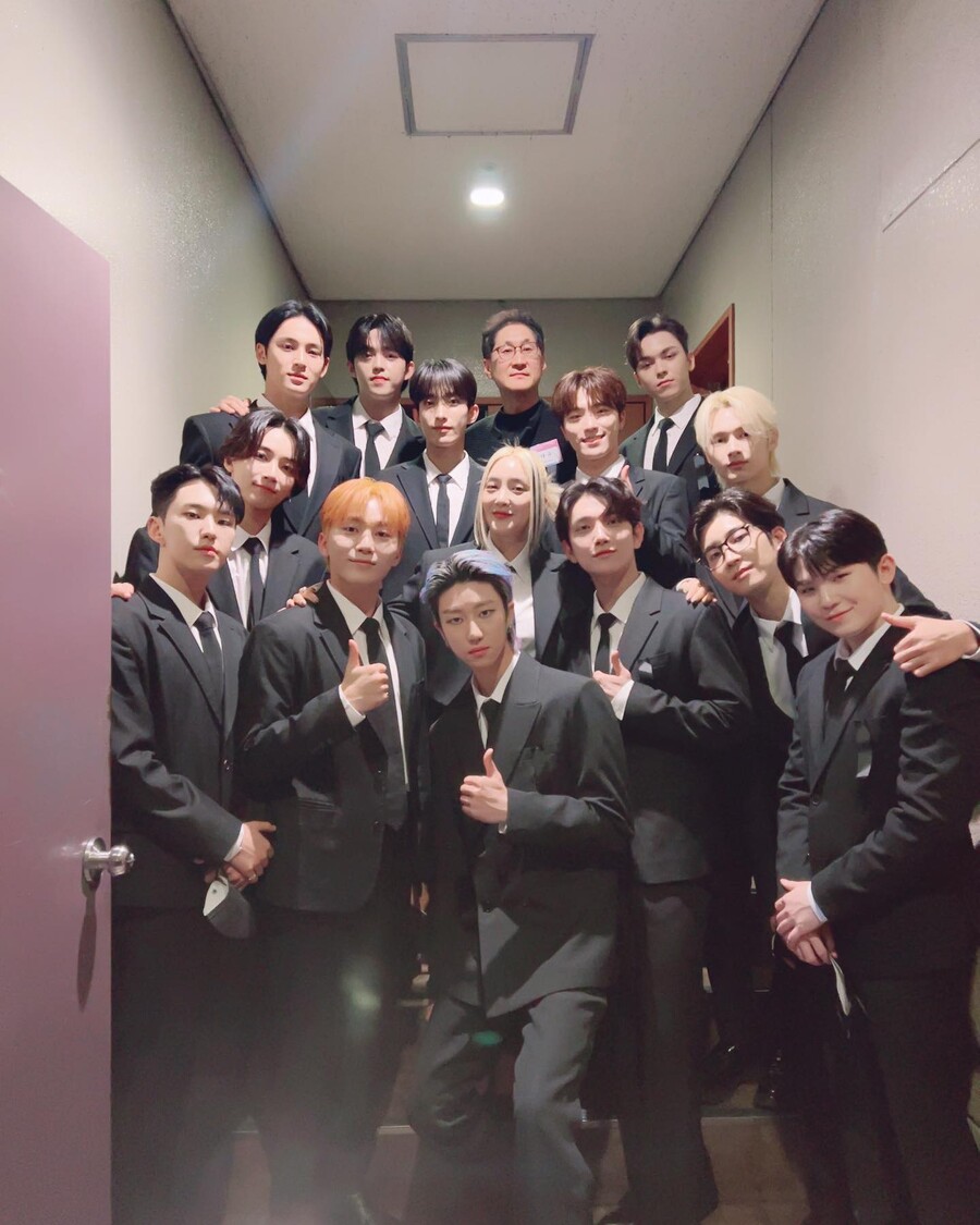 ▲ 바다와 세븐틴. 출처ㅣ바다 인스타그램