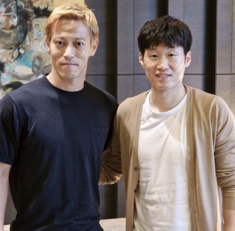 '김민지♥' 박지성, 일본 축구 레전드와 장외대결 "한일 축구 정상회담"