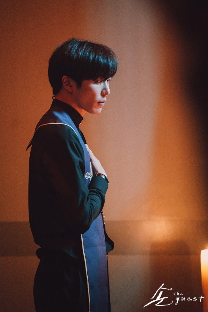 ▲ 김재욱 OCN '손 더 게스트' 공식 포스트. 