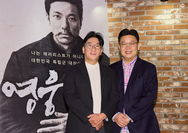 ▲ '안중근 캠페인' 전개에 나서는 윤제균 감독(왼쪽)과 서경덕 교수. 제공|서경덕