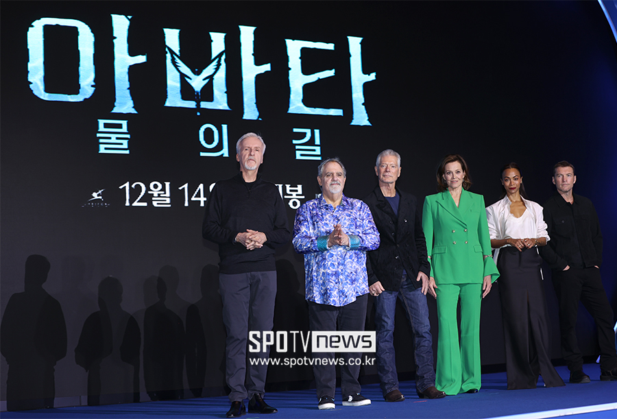 ▲ 제임스 카메론 감독 존 랜도 프로듀서 스티븐 랭 시고니 위버 조 샐다나 샘 워싱턴 ⓒ곽혜미 기자
