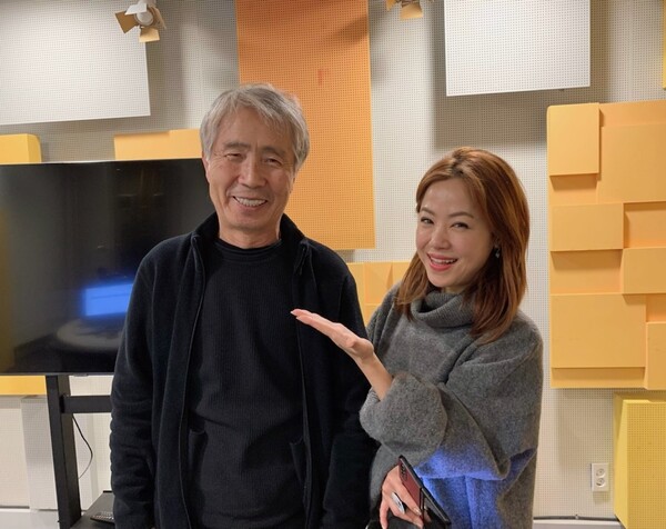 ▲ 김민희(오른쪽)와 최백호. 제공|고우 이엔엠