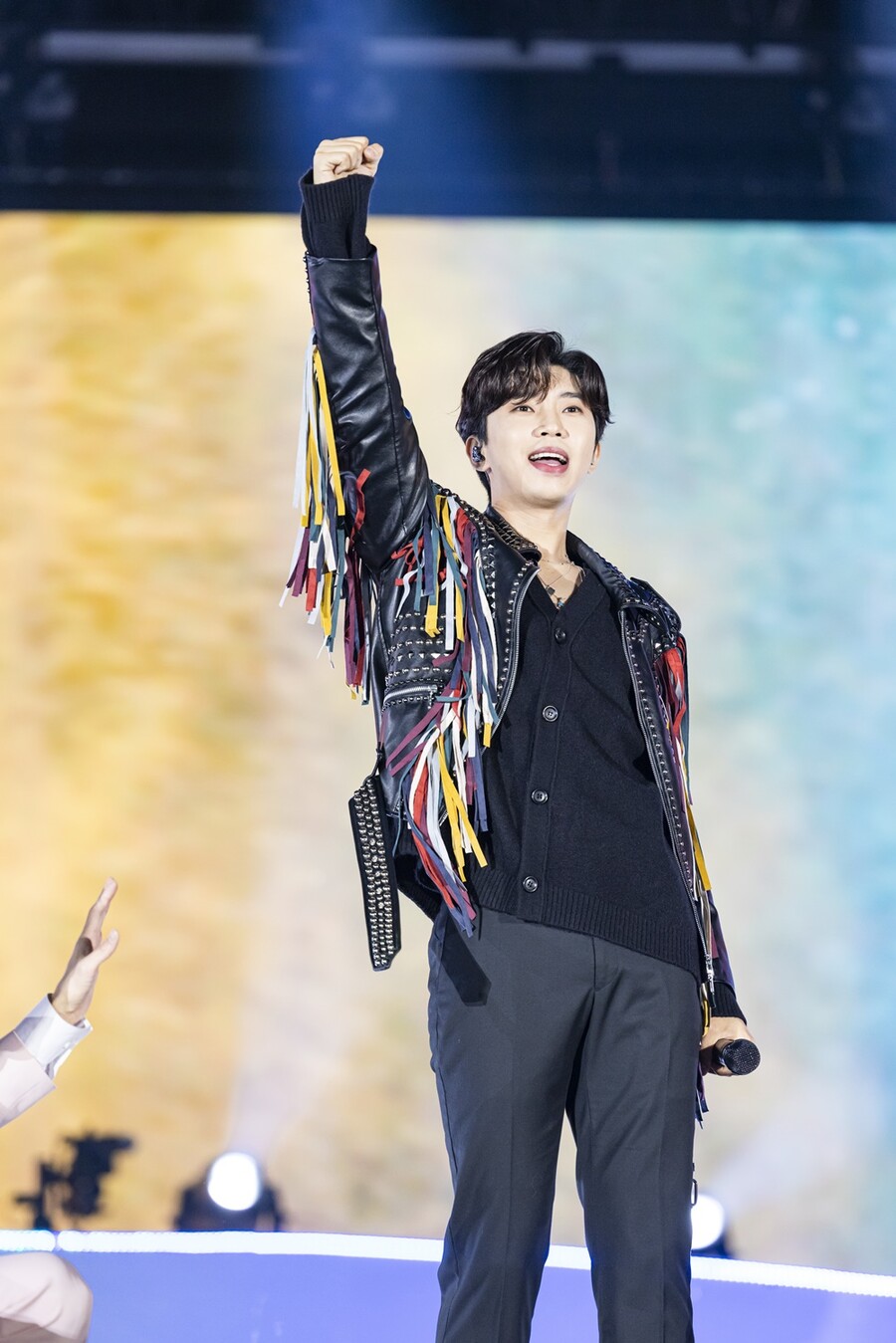 100세 할머니도 “오빠!”…전 세대 홀린 임영웅, 라이브도 팬조련도 원톱[종합]