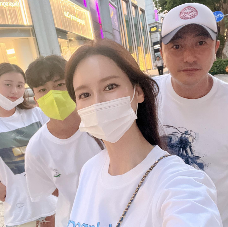 안정환♥이혜원, 자식농사 대성공…딸은 美명문대·아들은 카네기홀 입성→수상까지[이슈S]