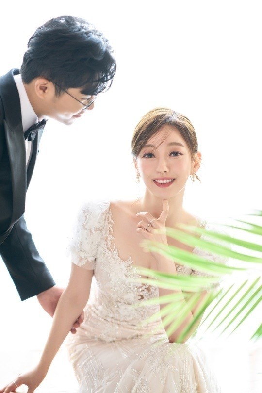 ▲ 강아랑 웨딩 화보. 제공| 장군엔터테인먼트