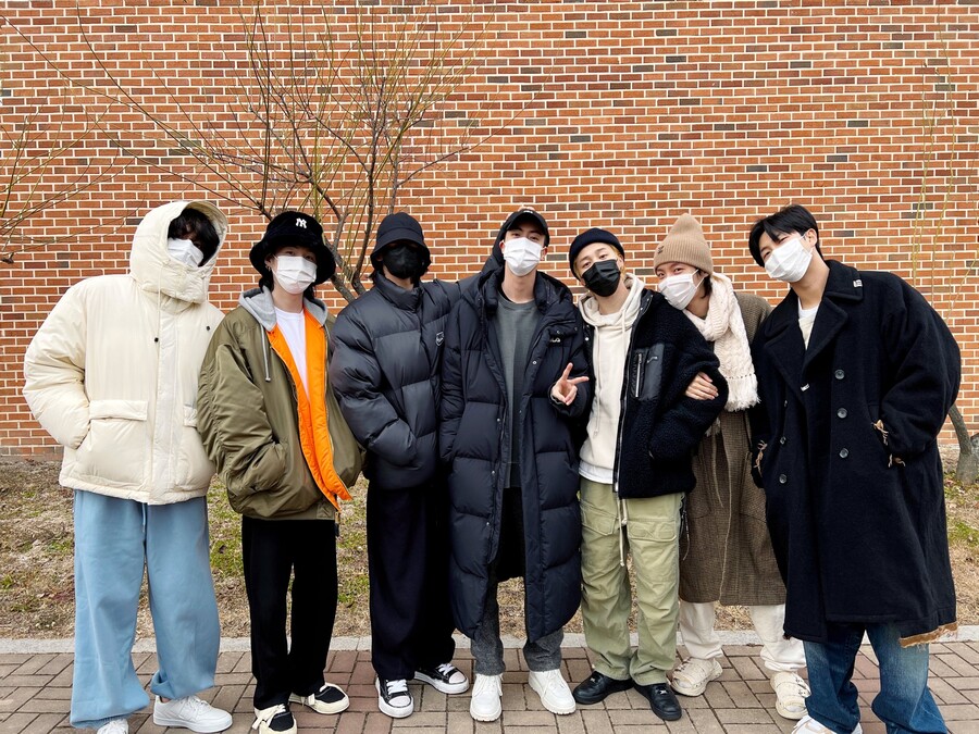 ▲ 방탄소년단. 출처| 방탄소년단 공식 트위터