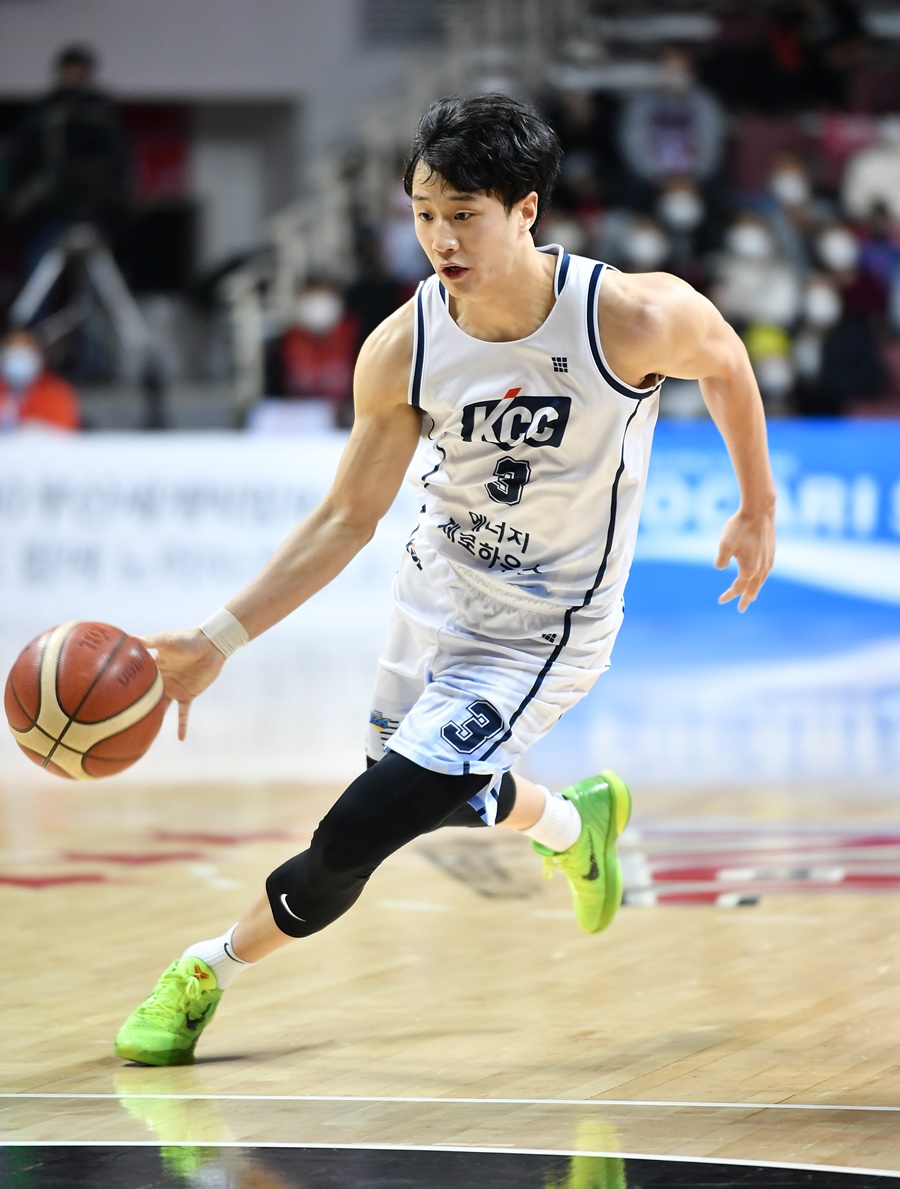 허웅, 올스타 팬 투표 1위…2위는 이대성