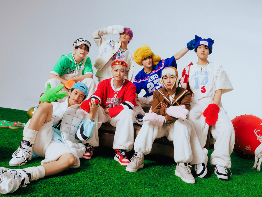 NCT 드림, '캔디' 선주문 200만장 돌파…더블 밀리언셀러 예고 