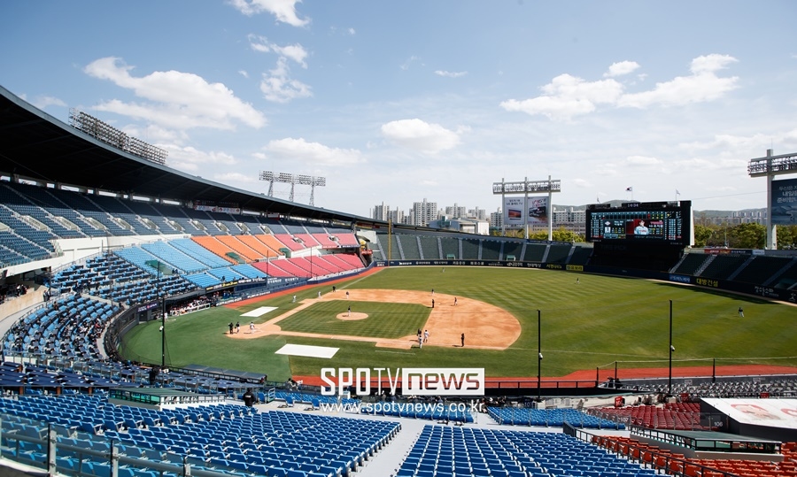KBO 2023 정규시즌 경기 일정 발표...2연전 폐지로 전경기 3연전 편성