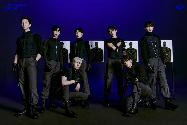 ▲ SF9 열두 번째 미니앨범 '더 피스 오브나인' 프리즈 버전 재킷 포스터. 제공|FNC엔터테인먼트