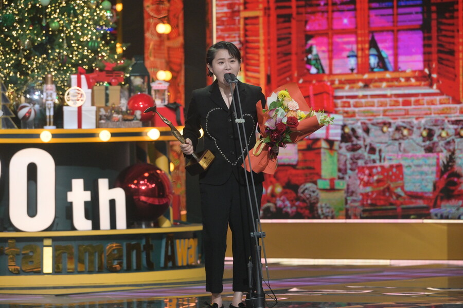 ▲ '2022 KBS 연예대상'에 참석한 '전국노래자랑' MC 김신영. 제공| KBS