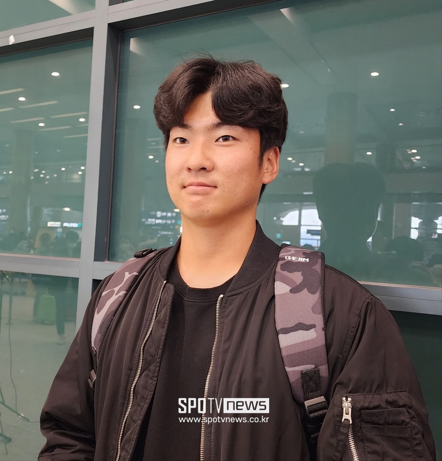 ▲ 인터뷰 중인 한화 이글스 포수 박상언. ⓒ인천국제공항, 박정현 기자
