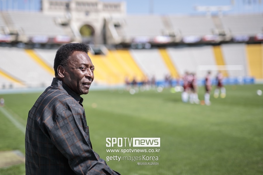 메시 이전엔 펠레가 있었다 "축구 역사상 최고의 선수"