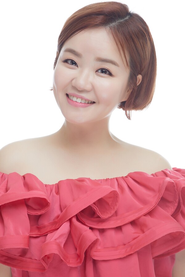 김효진, TBN 한국교통방송 '12시에 만나요' DJ 발탁