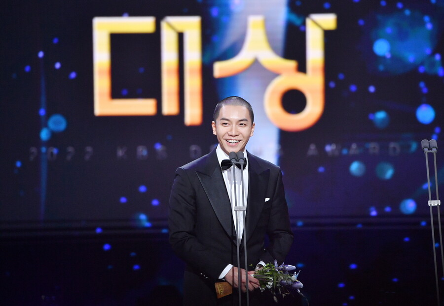▲ '2022 KBS 연기대상' 이승기. 제공| KBS