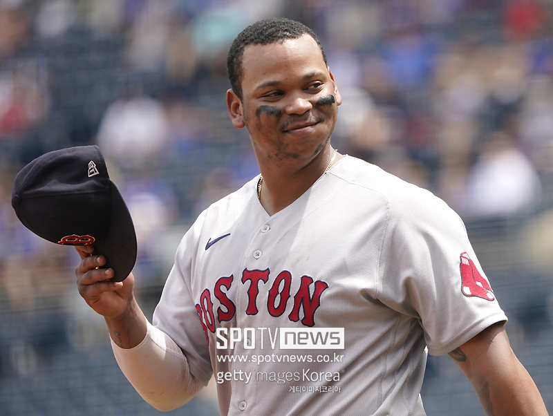 [이창섭의 MLB스코프] '구원자' 라파엘 데버스, 보스턴의 선택을 받다