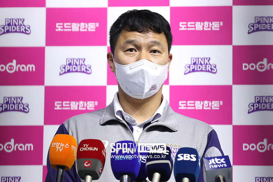 ▲ 흥국생명 이영수 감독대행 ⓒ곽혜미 기자