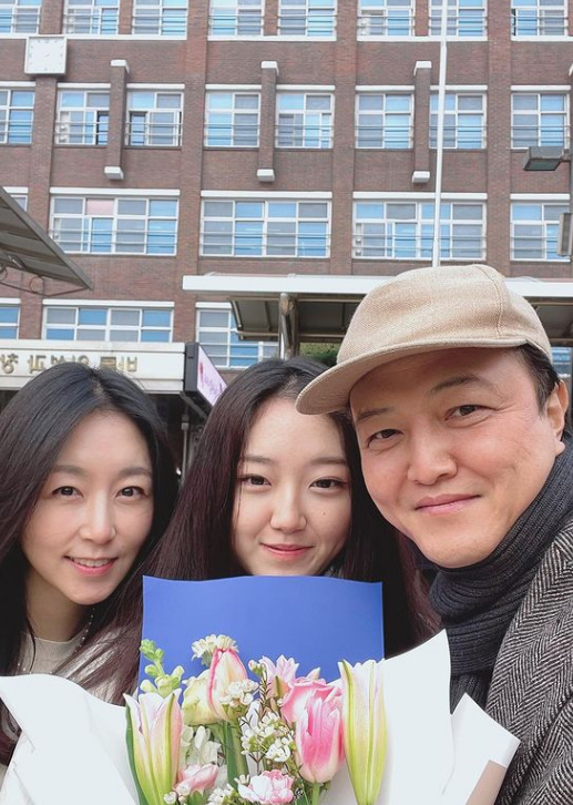 ▲ 출처| 이지인 인스타그램
