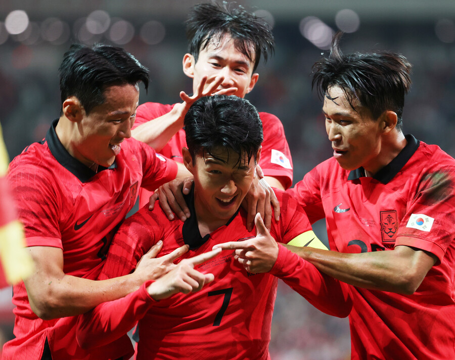 ▲ 2022 카타르월드컵 16강을 만든 축구대표팀. 새로운 지도자 선임에 대한 고민을 안고 새해를 시작한다. ⓒ곽혜미 기자
