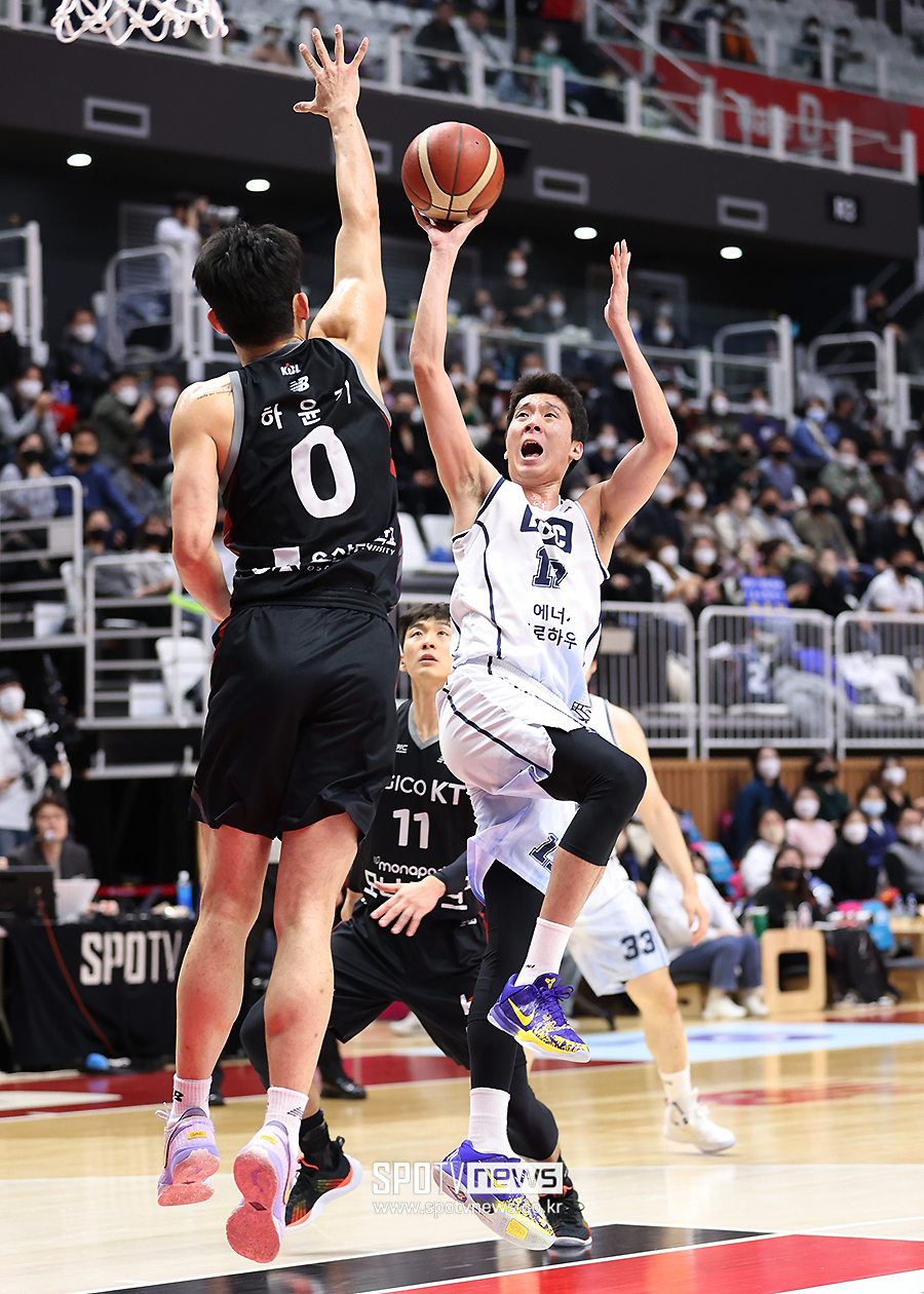 [포토S] 전준범, '제발 들어가라!'