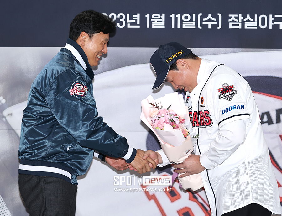 ▲ 이승엽 감독 양의지 ⓒ곽혜미 기자