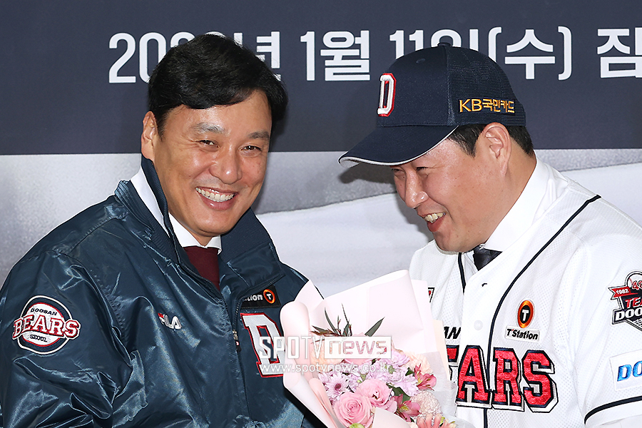 ▲ 이승엽 감독 양의지 ⓒ곽혜미 기자