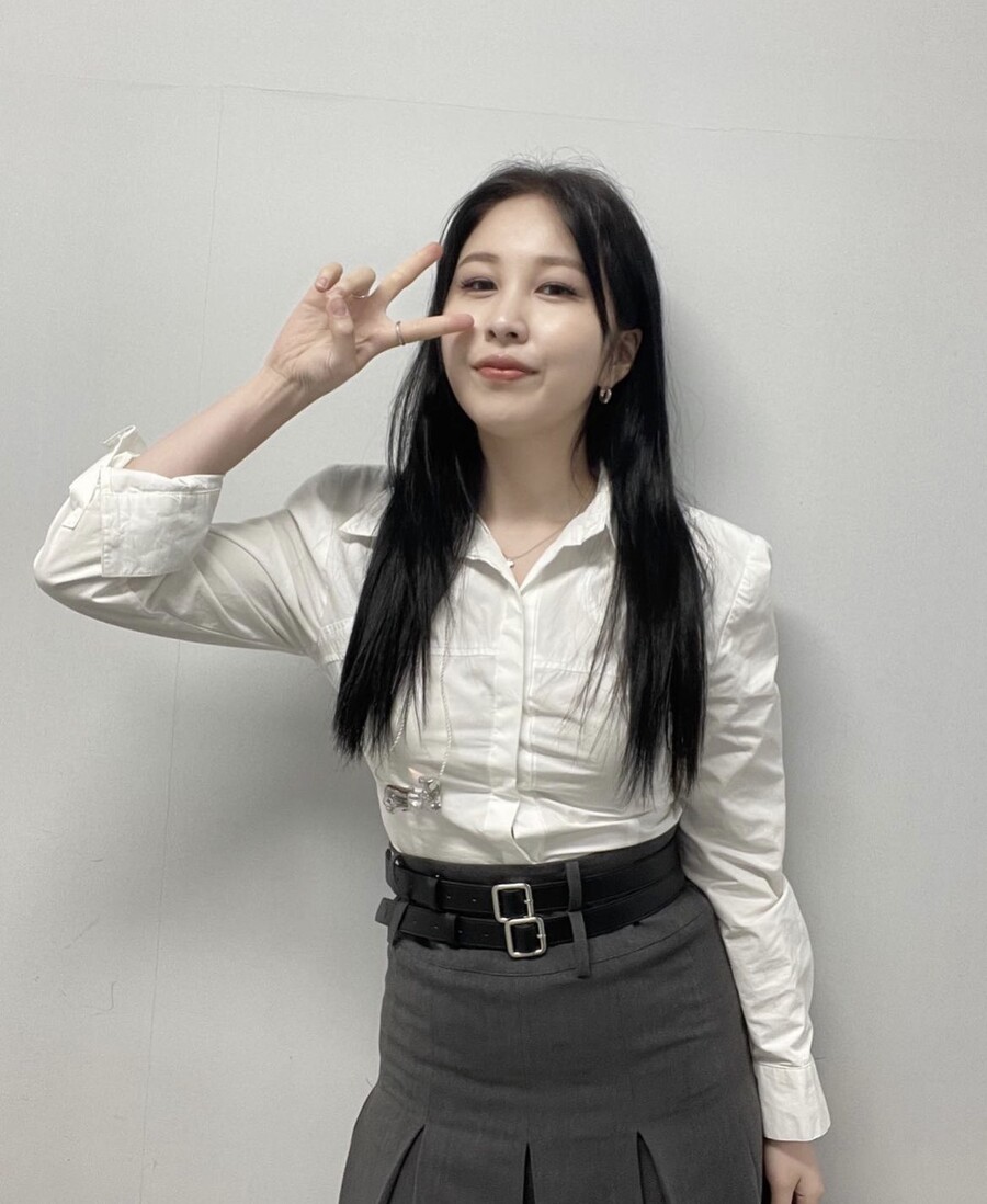 권진아, 바이러스·복통으로 응급실行 "연말연초 역병 투어"