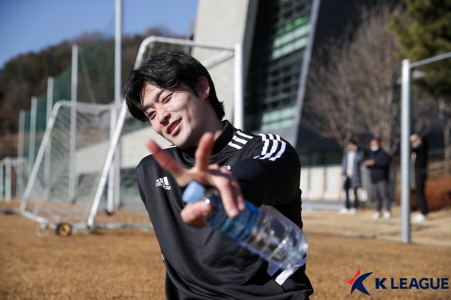 ▲ 12일 전지훈련 미디어데이에 나서 이적에 대한 생각을 밝힌 조규성 ⓒ한국프로축구연맹
