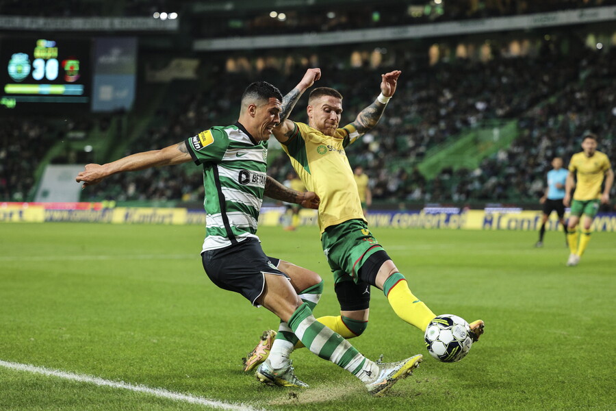 ▲ 토트넘 홋스퍼가 영입을 원하는 스포르팅 리스본의 페드로 포로(왼쪽) ⓒ연합뉴스/EPA