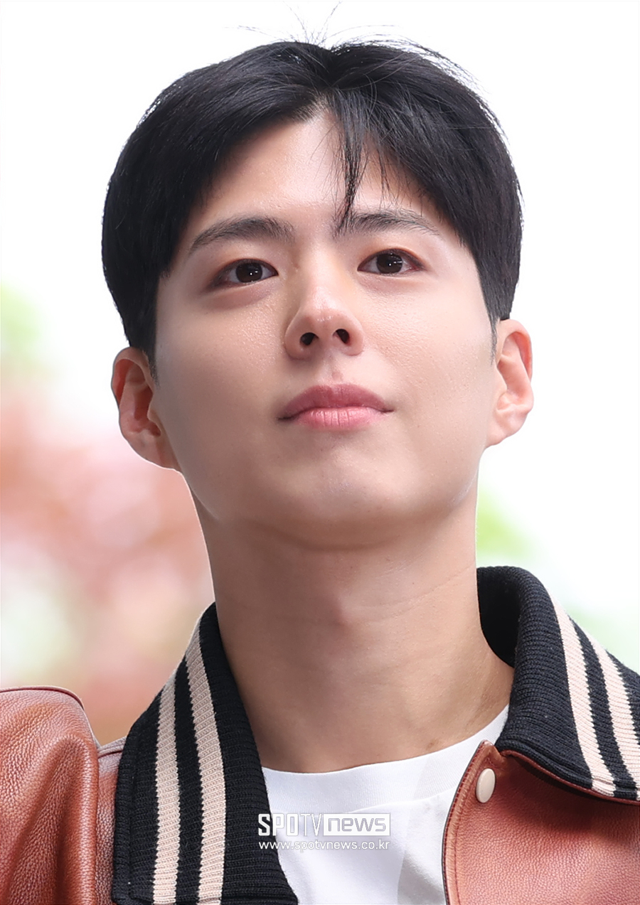 박보검, 하이브·YG 이적설 왜 나왔나…거취에 쏠리는 관심[종합]