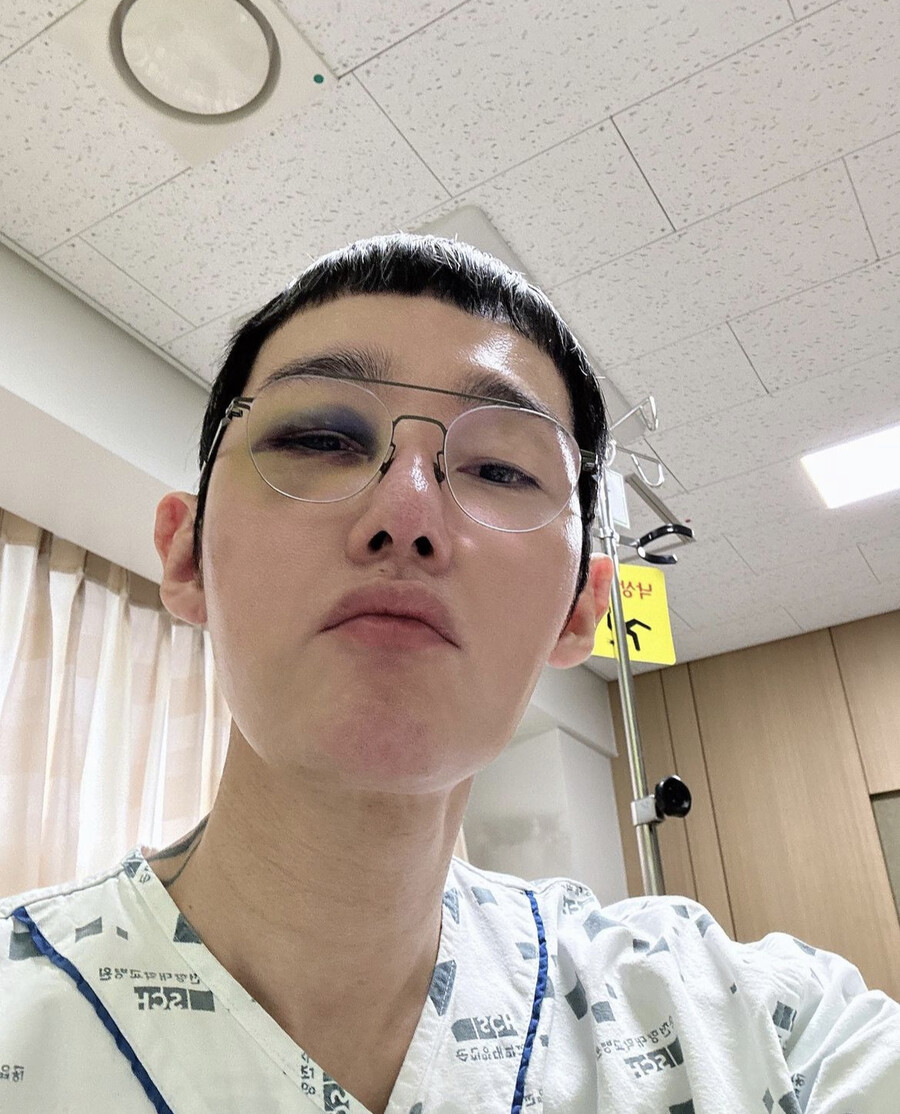 ▲ 출처| 허지웅 인스타그램