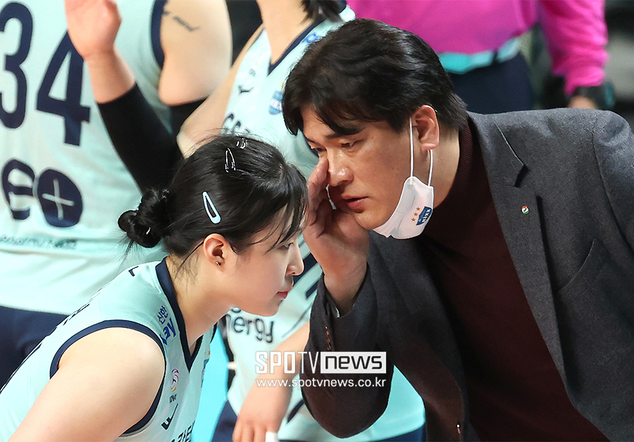 ▲ 김지원 차상현 감독 ⓒ곽혜미 기자