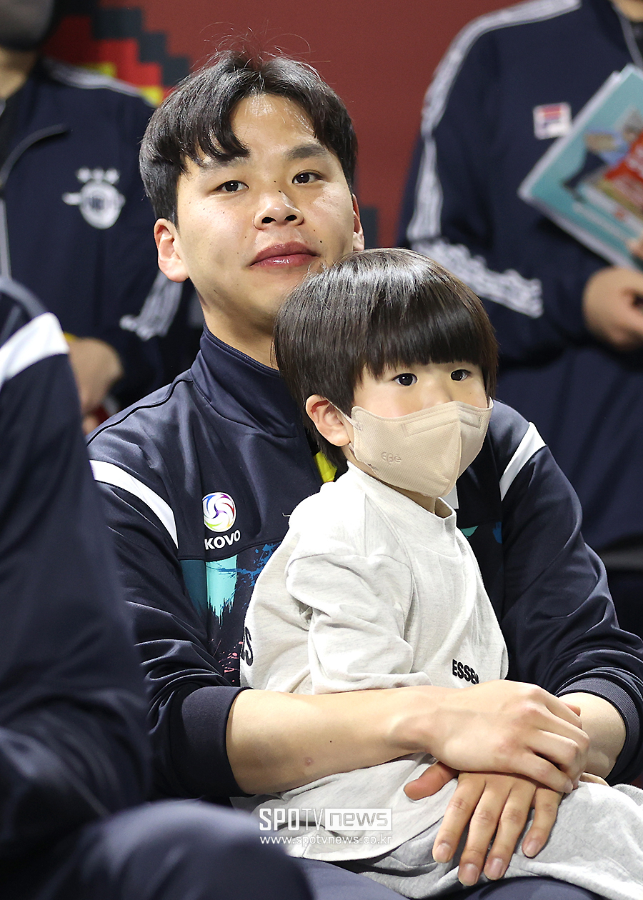 [포토S] 정민수, '귀여운 아들과 함께'