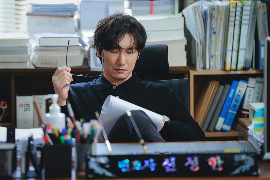 ▲ 신성한 이혼 조승우. 제공ㅣSLL