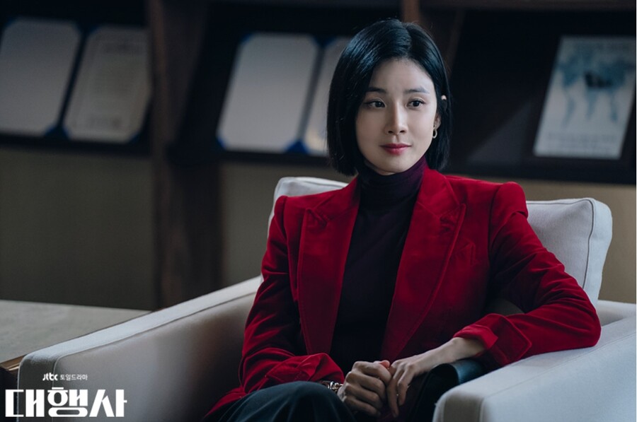 ▲ '대행사' 이보영. 출처|JTBC '대행사' 홈페이지