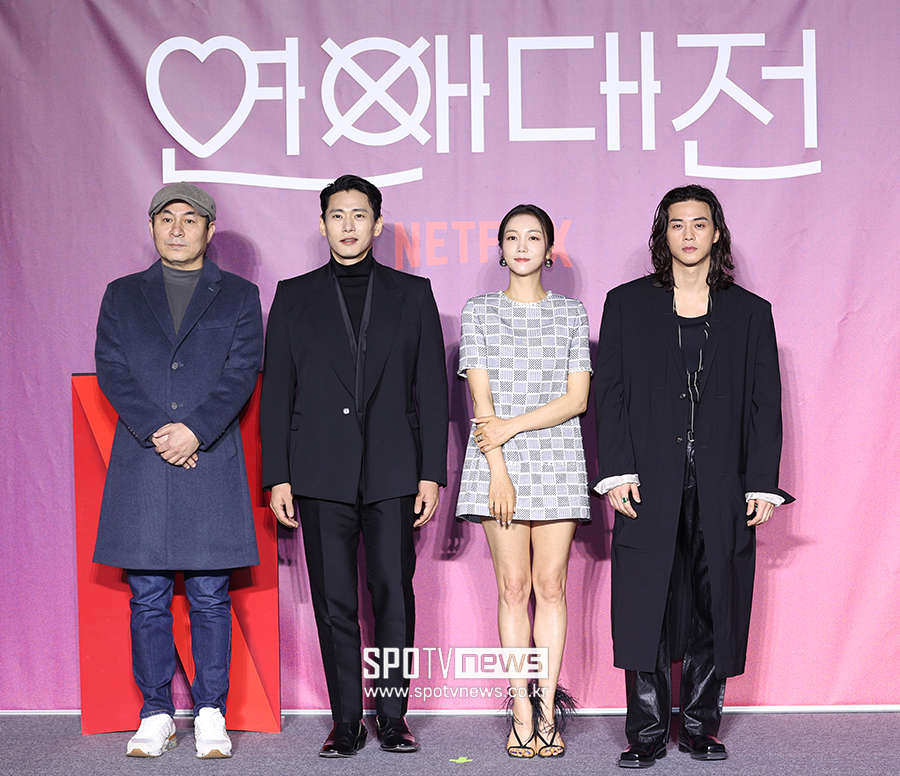 ▲ 김정권 감독 유태오 김옥빈 김지훈 ⓒ곽혜미 기