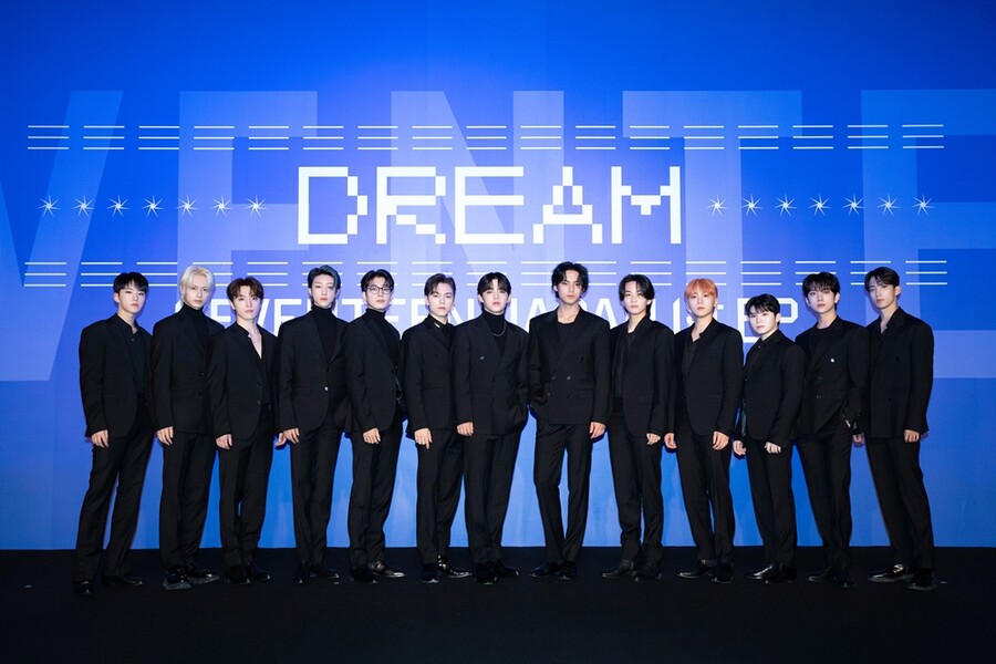 세븐틴, 日 골드 디스크 '밀리언' 첫 획득 "캐럿 덕분, 더 노력할 것"